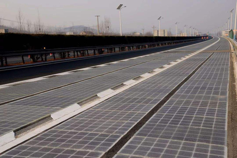 光伏高速公路原理,電動(dòng)汽車在光伏高速上怎樣充電