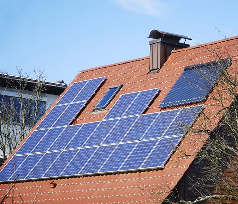 家用自發(fā)電最佳辦法,家庭自用小型光伏發(fā)電詳細(xì)配置