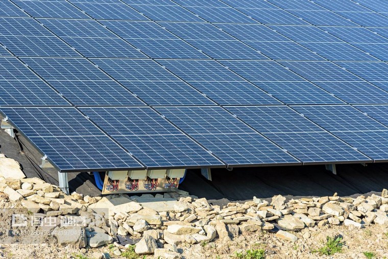 氣候環(huán)境對(duì)光伏組件性能影響？